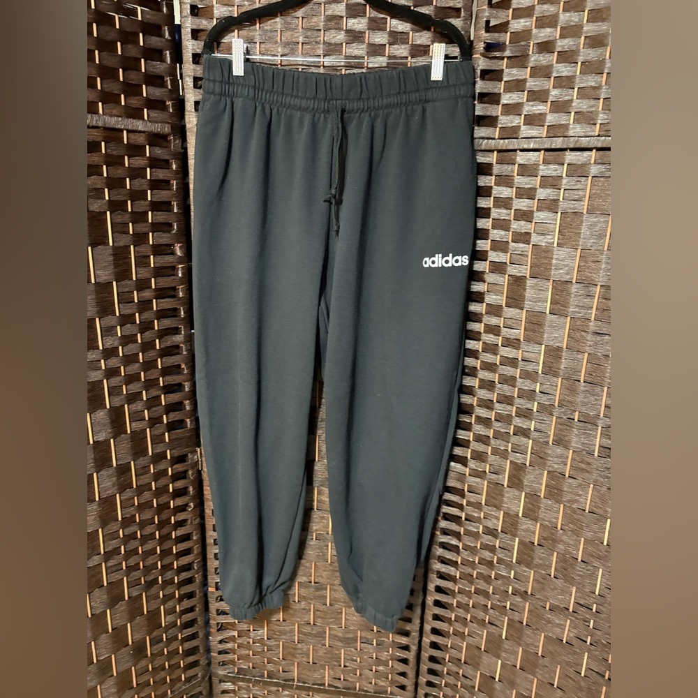 Adidas Women’s XL Black Jogger Sweatpants Fleece Elastic Waist Cozy